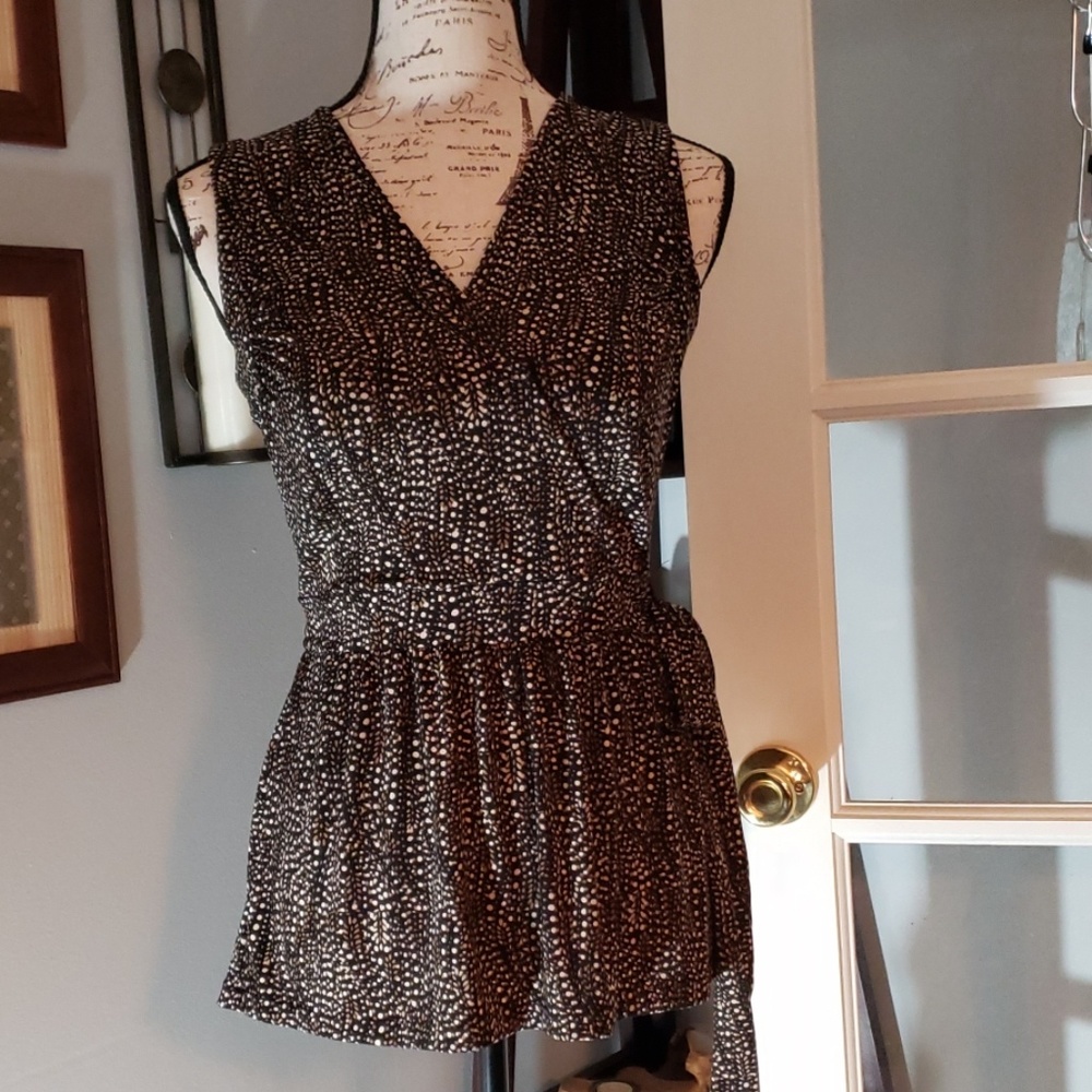 Apostrophe Faux Wrap Sleeveless Tunic S